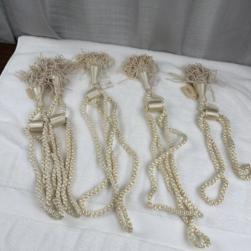 Lot Of 5 Ivory Curtain Tie Backs With Tassels Shiny/glossy Look Boho Rope Twist